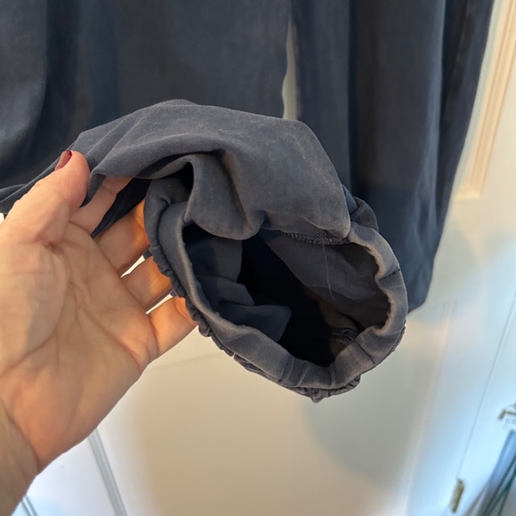 Free People Movement Hot Shot joggers, Navy, size Small - Picture 5 of 6